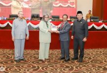 Masa Sidang I Tahun 2023, Ketua DPRD Kepri Jumaga Nadeak Terima LKPj Tahun 2022