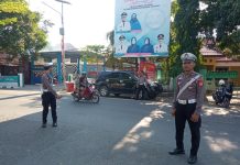 Pengalihan Arus Lalu Lintas, Satlantas Polres Selayar Kerahkan 1 Unit Armada Mobil Patwal