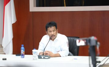 STS Crane Pelabuhan Batu Ampar Mulai Layani Kegiatan Bongkar Muat