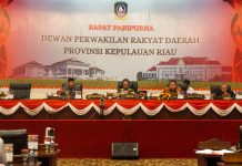 Paripurna Pandum Fraksi DPRD Kepri Terhadap Nota Keuangan dan Ranperda APBD Kepri 2024
