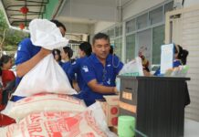 Sambut Natal 2023, Persekutuan Doa BP Batam Gelar Bakti Sosial