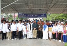 Peringati Hari Lanjut Usia Nasional ke- 28, Rudi-Marlin Berbaur dalam Kegembiraan bersama Lansia