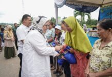 Distribusikan Sembako Bersubsidi, Wagub Marlin Sebut Kepedulian Pemerintah Kepada Masyarakat