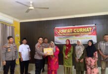 Kapolres Bintan Terima Aspirasi Masyarakat Desa Gunung Kijang