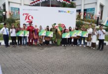 Rayakan Kemerdekaan RI ke-79, PLN Batam Gelar Upacara Bendera dan Serahkan Bantuan BPJS ke Masyarakat