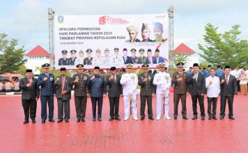 Wakil Ketua II DPRD Provinsi Kepulauan Riau Hadiri Upacara Hari Pahlawan ke- 79 Tingkat Provinsi Kepri