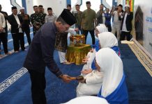 AMSAKAR Lepas Jemaah Calon Haji Kota Batam
