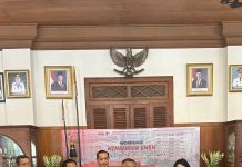 Pengabdian Masyarakat UNTAG Surabaya: Puguh Tawarkan Mediasi Kolaboratif untuk Sengketa Konsumen