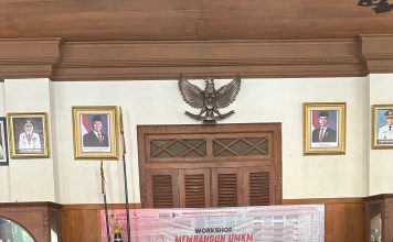 Pengabdian Masyarakat UNTAG Surabaya: Puguh Tawarkan Mediasi Kolaboratif untuk Sengketa Konsumen