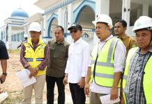 Amsakar Pastikan Pembangunan Masjid Agung Raja Hamidah Sesuai Rencana