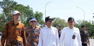 Usai Libur Idulfitri, Amsakar Achmad Tinjau Sejumlah Proyek Pembangunan