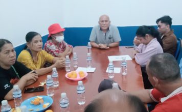 Tanpa Surat Pemberitahuan Pemecatan, Tenaga Relawan Dapur MBG Datangi Kantor SPPG