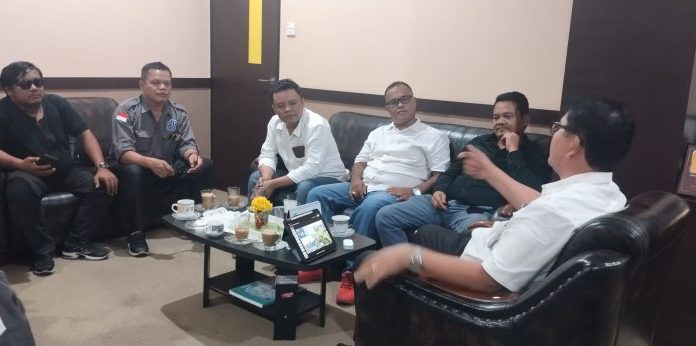 PJS Batam Jalin Silaturahmi dengan Diskominfo, Perkuat Sinergi Informasi