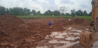Material Timbunan PT Wasco Jadi Sorotan, Ditemukan Potongan Logam