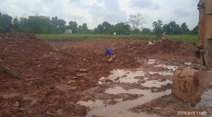 Material Timbunan PT Wasco Jadi Sorotan, Ditemukan Potongan Logam