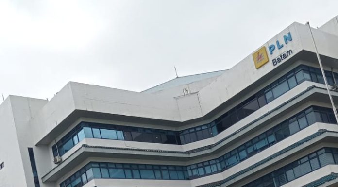 Tingkatkan Keandalan Listrik di Senjulung, PLN Batam Percepat Pembangunan Gardu Baru Dalam Upaya Pengamanan Peningkatan Beban